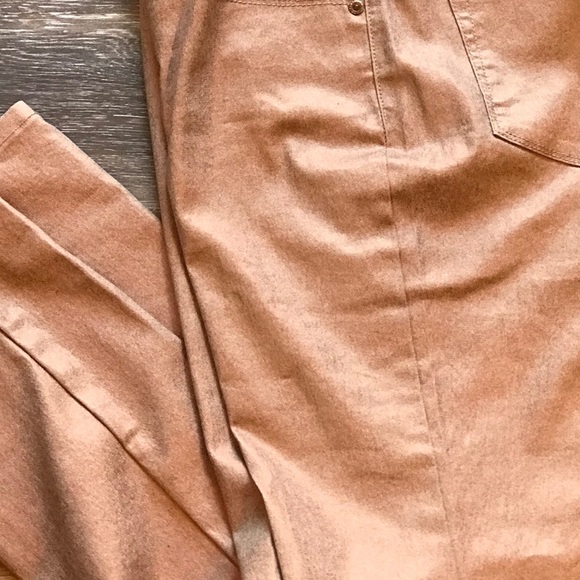 Chico’s platinum jeans shimmery pink - Picture 3 of 4